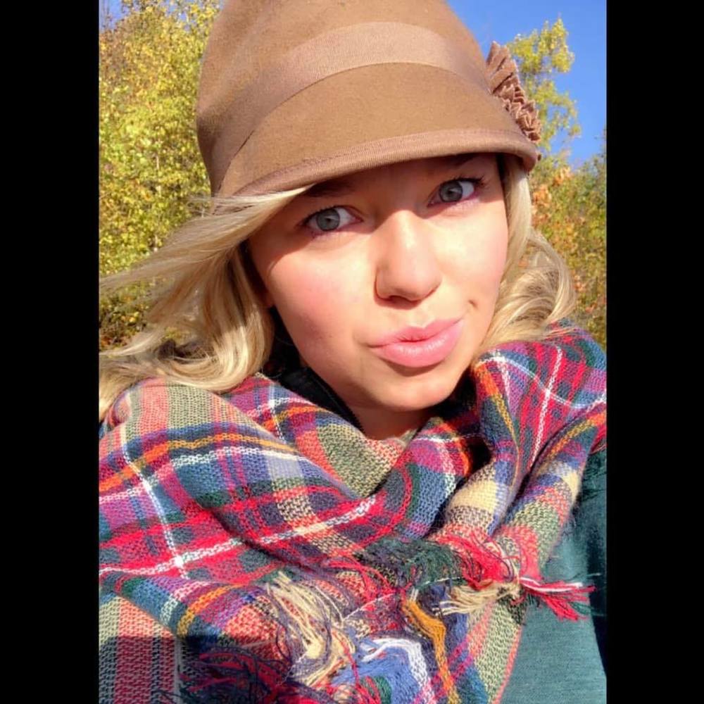 Meet your Posher, Nicole